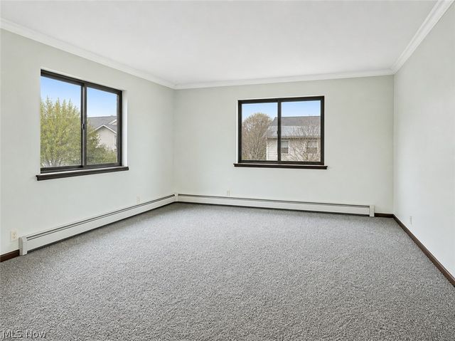 3572 Wilson Sharpsville Road, Cortland, OH 44410