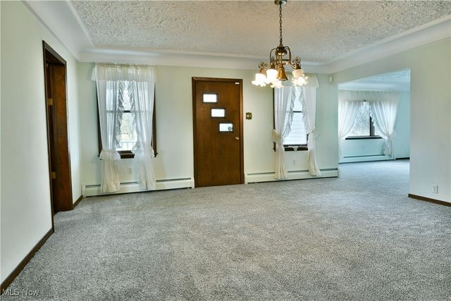 3572 Wilson Sharpsville Road, Cortland, OH 44410