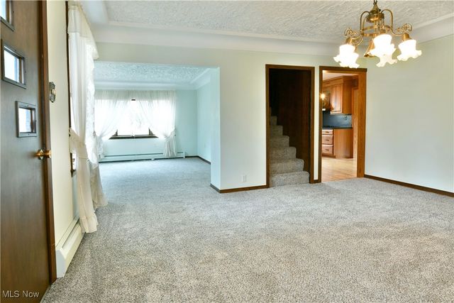3572 Wilson Sharpsville Road, Cortland, OH 44410