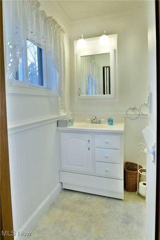 3572 Wilson Sharpsville Road, Cortland, OH 44410