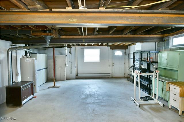 3572 Wilson Sharpsville Road, Cortland, OH 44410