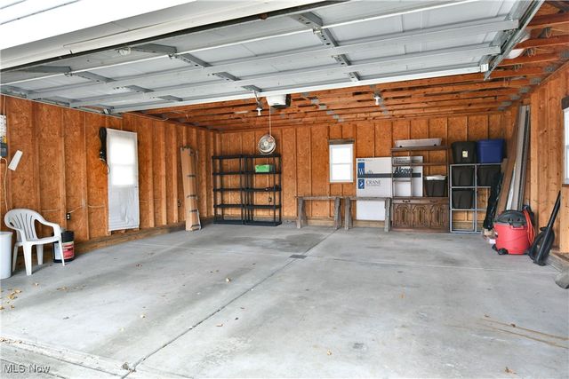 3572 Wilson Sharpsville Road, Cortland, OH 44410