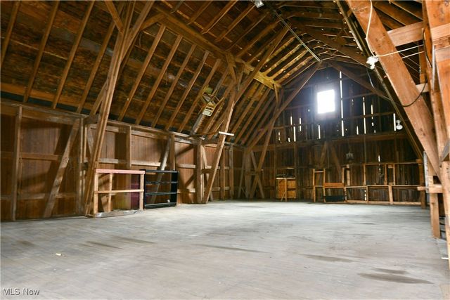 3572 Wilson Sharpsville Road, Cortland, OH 44410