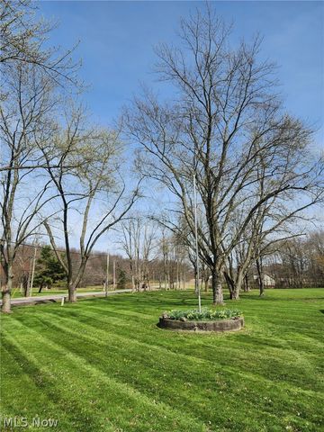 3572 Wilson Sharpsville Road, Cortland, OH 44410