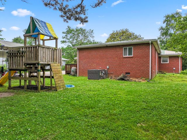 206 Cumberland Dr, Smyrna, TN 37167