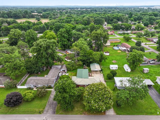 206 Cumberland Dr, Smyrna, TN 37167