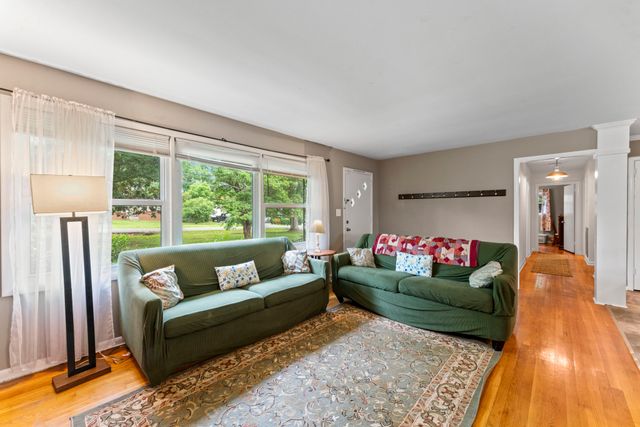 206 Cumberland Dr, Smyrna, TN 37167