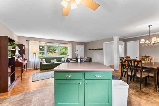 206 Cumberland Dr, Smyrna, TN 37167