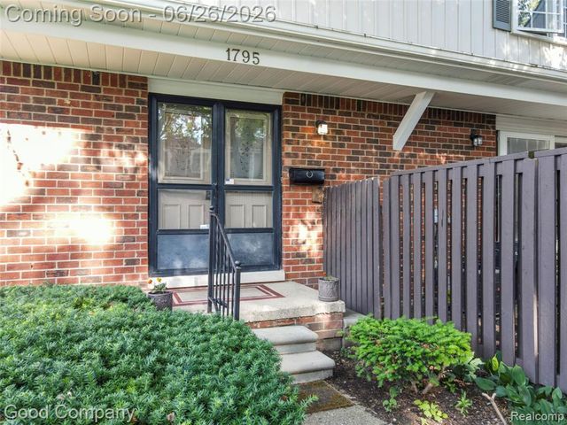 1795 Wickham Street, Royal Oak, MI 48073