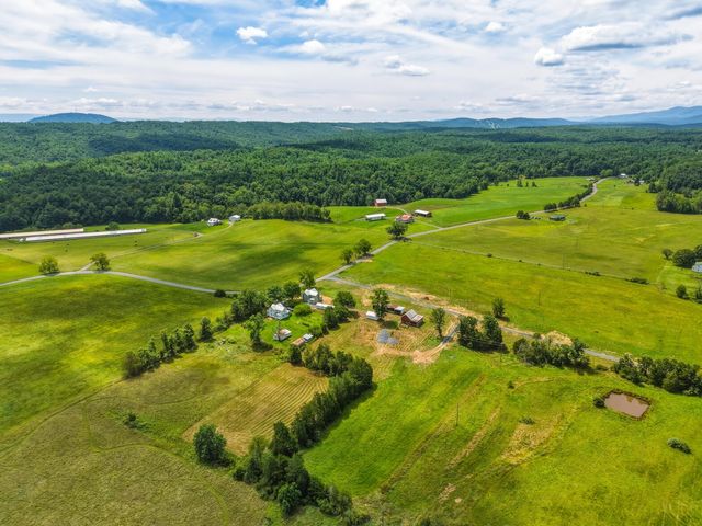6117 ALUM SPRINGS RD, Edinburg, VA 22824