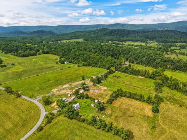 6117 ALUM SPRINGS RD, Edinburg, VA 22824