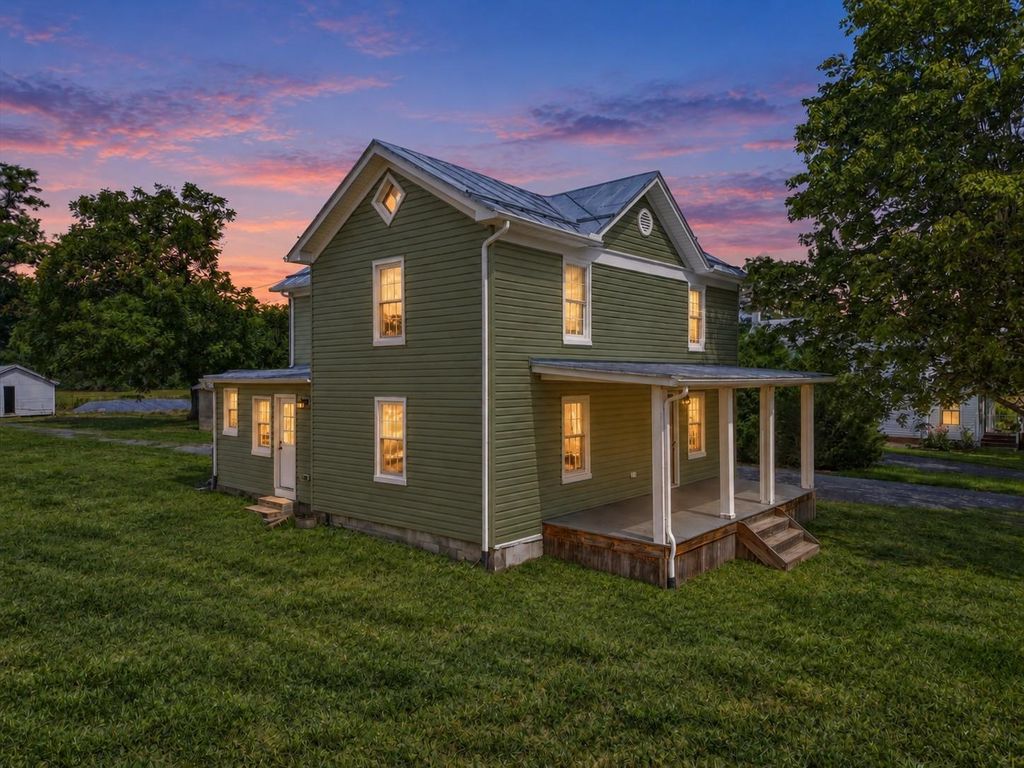 6117 ALUM SPRINGS RD, Edinburg, VA 22824
