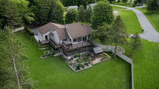 5837 N Valley Drive, Milton, WI 53563