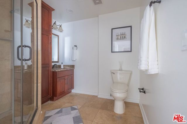 432 S Willaman Drive 301, Los Angeles, CA 90048