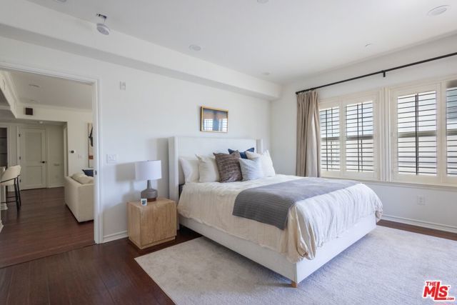 432 S Willaman Drive 301, Los Angeles, CA 90048