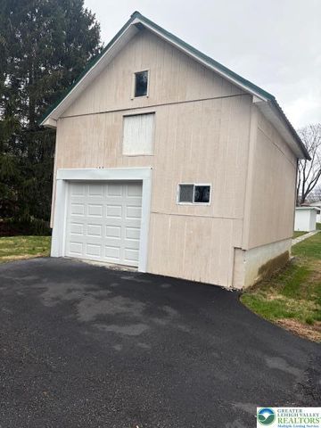 8938 Breinigsville Road, Upper Macungie Twp, PA 18031