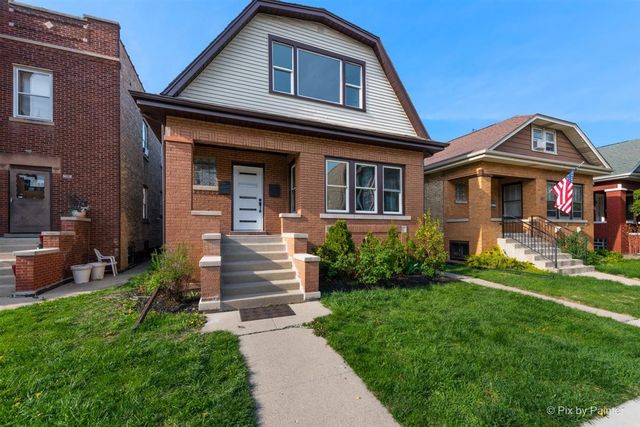 4846 W Roscoe Street, Chicago, IL 60641