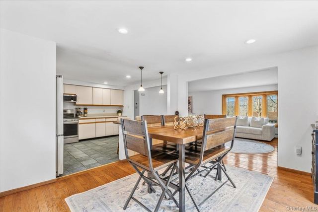 9 Aqueduct Road, Garrison, NY 10524