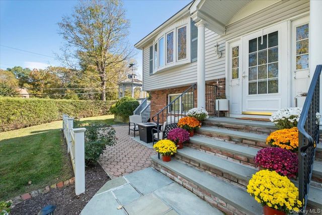 9 Aqueduct Road, Garrison, NY 10524