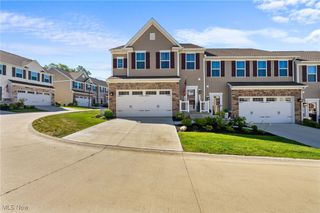 7347 Hillshire Drive, Concord, OH 44077