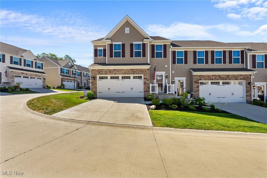 7347 Hillshire Drive, Concord, OH 44077