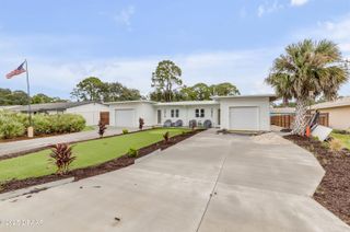 2419 India Palm Dr, Edgewater, FL 32141