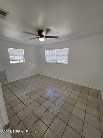 1938 LEON Road, Jacksonville, FL 32246