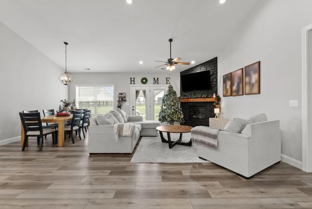 401 San Antonio Drive, Nicholasville, KY 40356