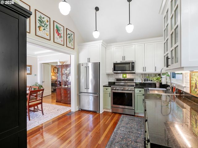 3409 Se ALDERCREST Rd, Milwaukie, OR 97222