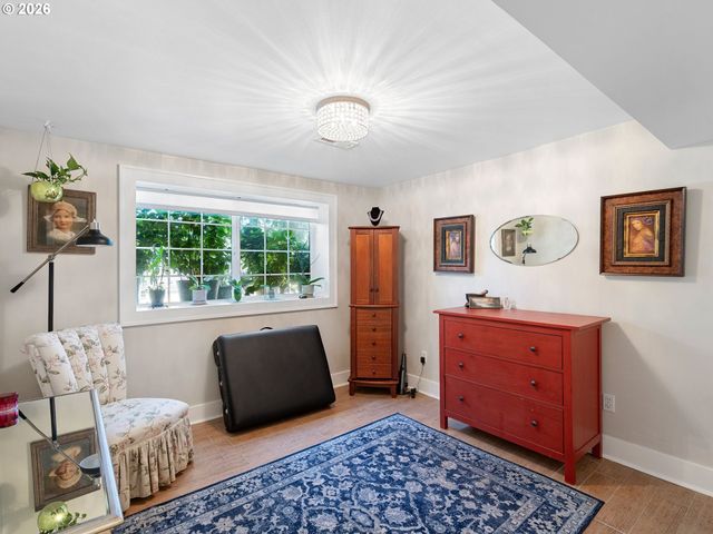 3409 Se ALDERCREST Rd, Milwaukie, OR 97222