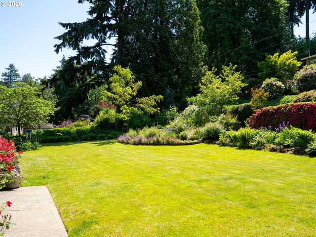 3409 Se ALDERCREST Rd, Milwaukie, OR 97222