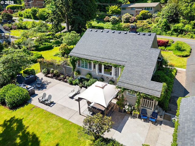 3409 Se ALDERCREST Rd, Milwaukie, OR 97222