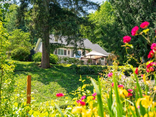 3409 Se ALDERCREST Rd, Milwaukie, OR 97222
