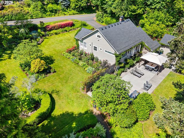3409 Se ALDERCREST Rd, Milwaukie, OR 97222