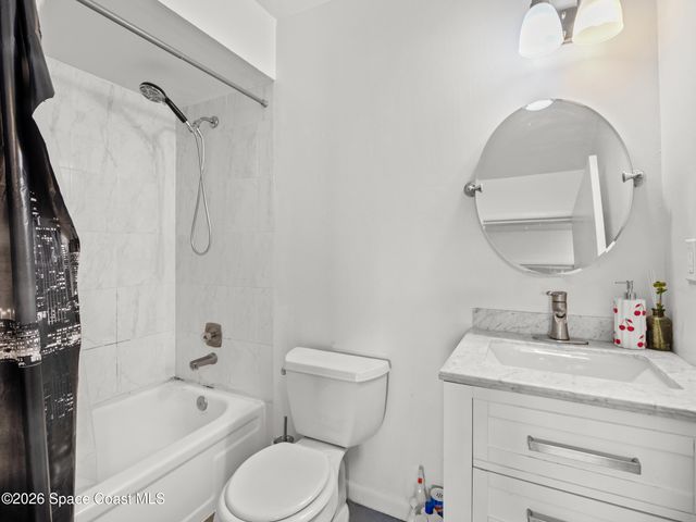 1413 Manor Drive NE, Palm Bay, FL 32905