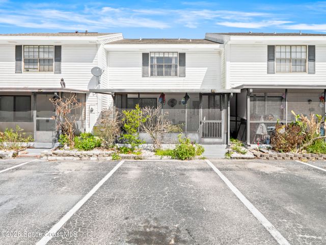 1413 Manor Drive NE, Palm Bay, FL 32905