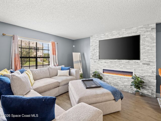 1413 Manor Drive NE, Palm Bay, FL 32905