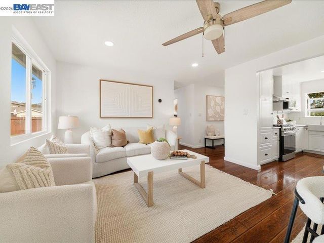 7711 Firebrand Dr, Dublin, CA 94568