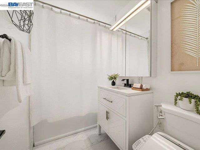 7711 Firebrand Dr, Dublin, CA 94568