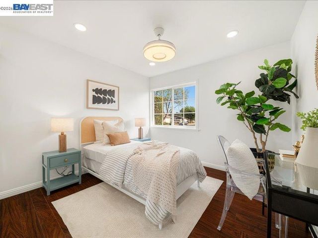 7711 Firebrand Dr, Dublin, CA 94568
