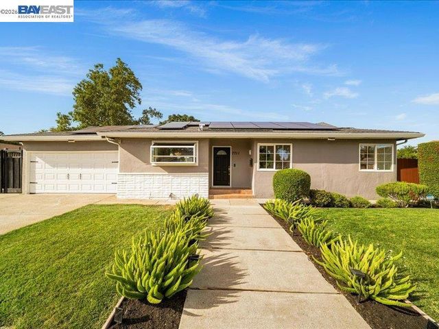 7711 Firebrand Dr, Dublin, CA 94568