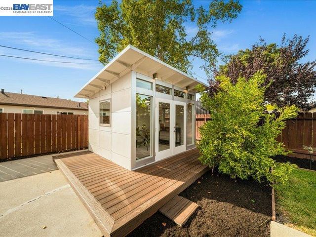 7711 Firebrand Dr, Dublin, CA 94568