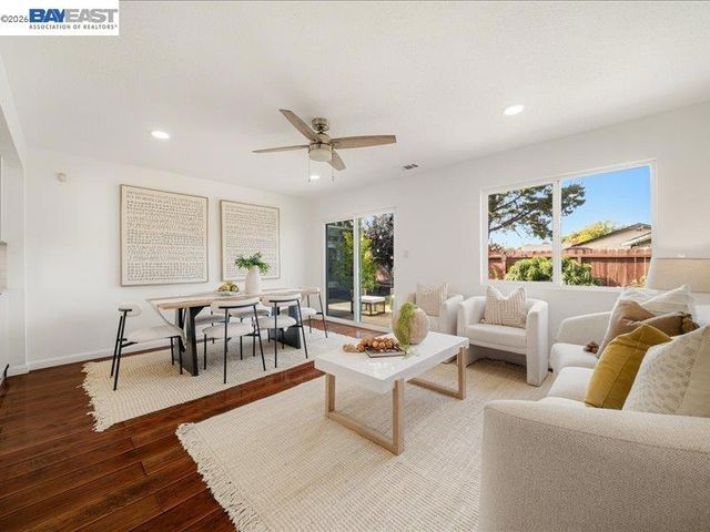 7711 Firebrand Dr, Dublin, CA 94568