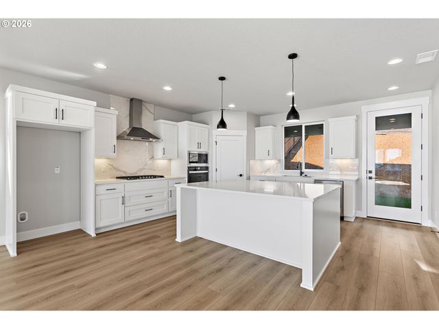 12159 Sw Autumnview St, Tigard, OR 97224