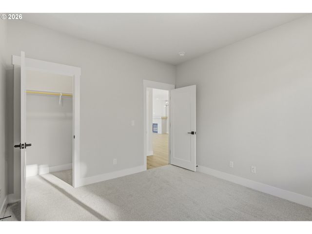 12159 Sw Autumnview St, Tigard, OR 97224