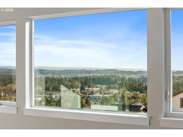 12159 Sw Autumnview St, Tigard, OR 97224