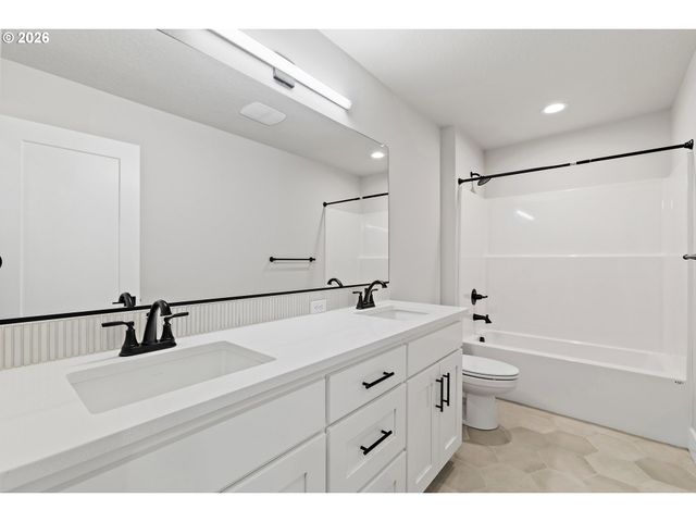 12159 Sw Autumnview St, Tigard, OR 97224