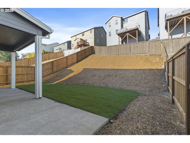 12159 Sw Autumnview St, Tigard, OR 97224