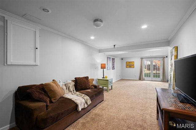 810 Wellesley Place Drive, Chesterfield, MO 63017