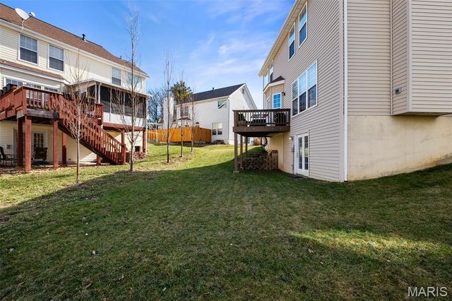 810 Wellesley Place Drive, Chesterfield, MO 63017